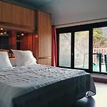 D'hotes Du Domaine De Cabrieres Frühstückspension