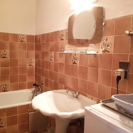 Bed & Breakfast D'hotes Du Domaine De Cabrieres 3*