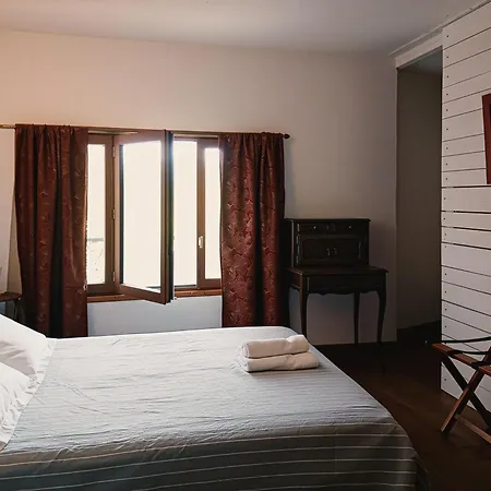 Bed & Breakfast D'hotes Du Domaine De Cabrieres